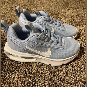 Never Worn!! Little Girls 13 Nike Air Max